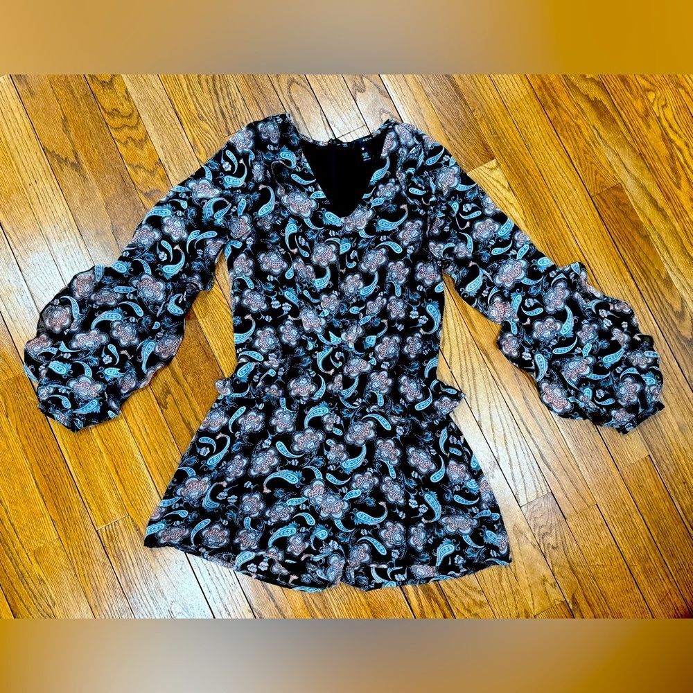 AQUA Paisley Boho Long Sleeve Romper Women’s size XS Black Blue ruffles